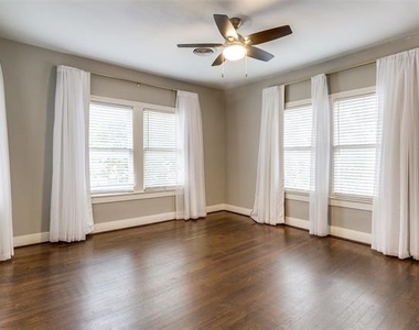 4503 Gilbert Avenue - Photo Thumbnail 5