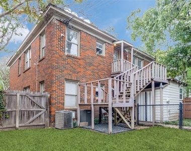 4503 Gilbert Avenue - Photo Thumbnail 11