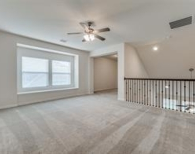 1514 Carnation Street - Photo Thumbnail 11