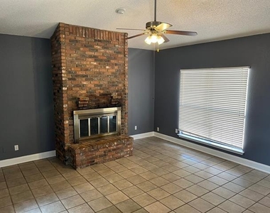 3028 Matterhorn Drive - Photo Thumbnail 3