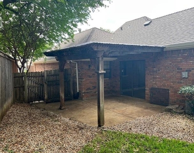 3028 Matterhorn Drive - Photo Thumbnail 14