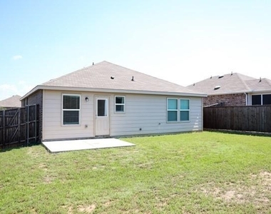 1416 Waggoner Drive - Photo Thumbnail 27