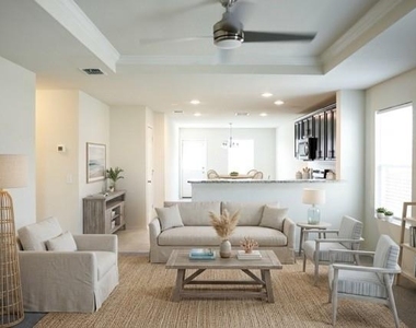1416 Waggoner Drive - Photo Thumbnail 3