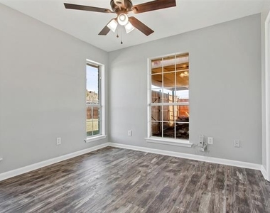 712 Billups Circle - Photo Thumbnail 26