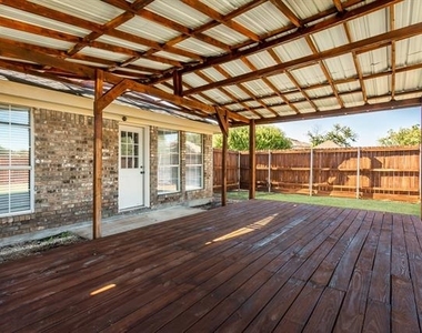 712 Billups Circle - Photo Thumbnail 34
