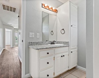 712 Billups Circle - Photo Thumbnail 29