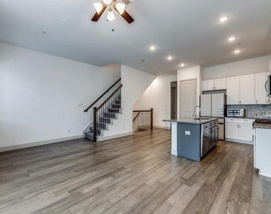 8126 Foraker Street - Photo Thumbnail 2