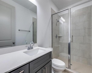 8126 Foraker Street - Photo Thumbnail 8