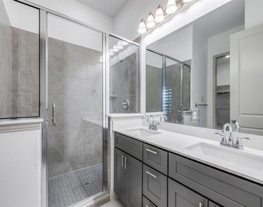 8126 Foraker Street - Photo Thumbnail 10