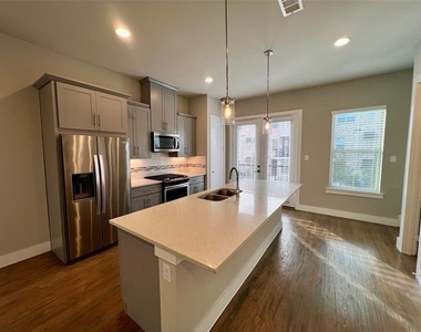 714 N Plano Road - Photo Thumbnail 1