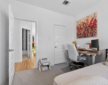 4933 Broadway Drive - Photo Thumbnail 29