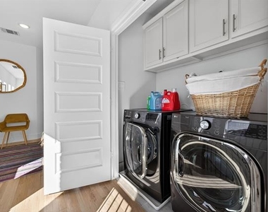 4933 Broadway Drive - Photo Thumbnail 18