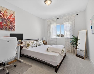 4933 Broadway Drive - Photo Thumbnail 28