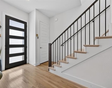 4933 Broadway Drive - Photo Thumbnail 15