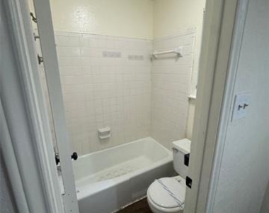 5604 Fireside Drive - Photo Thumbnail 22