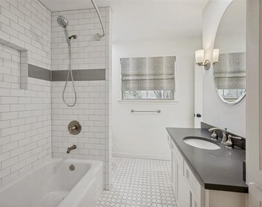 4321 Northview Lane - Photo Thumbnail 19