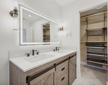 4321 Northview Lane - Photo Thumbnail 15