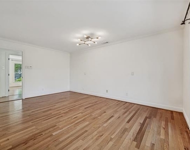 4321 Northview Lane - Photo Thumbnail 13