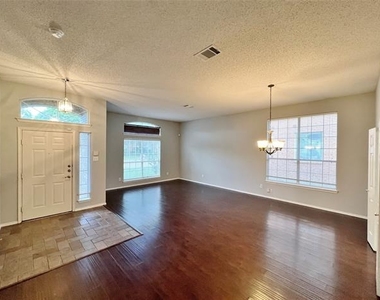 1222 Harvard Lane - Photo Thumbnail 1