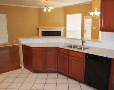 4829 Bull Run Drive - Photo Thumbnail 10