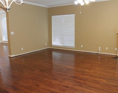4829 Bull Run Drive - Photo Thumbnail 7