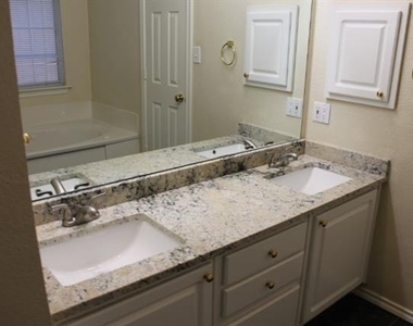 4829 Bull Run Drive - Photo Thumbnail 18