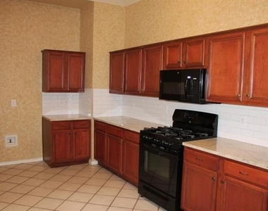 4829 Bull Run Drive - Photo Thumbnail 11