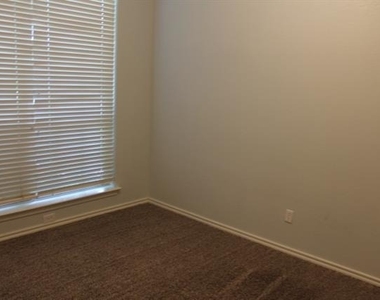 4829 Bull Run Drive - Photo Thumbnail 23