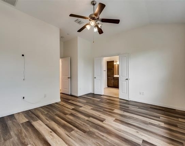 1930 Loma Alta Drive - Photo Thumbnail 22