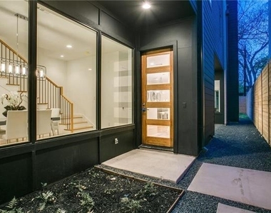 5425 Melrose Avenue - Photo Thumbnail 35