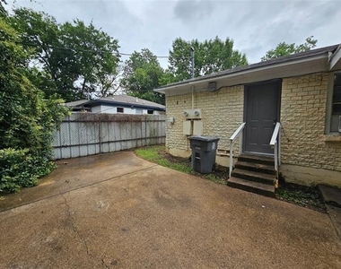 6401 Hollis Avenue - Photo Thumbnail 12