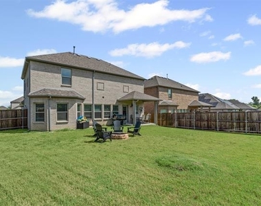 1206 Fox Chase Drive - Photo Thumbnail 30