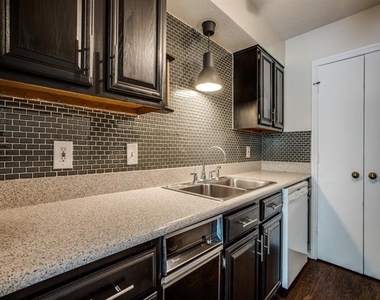 8550 Fair Oaks Crossing - Photo Thumbnail 6