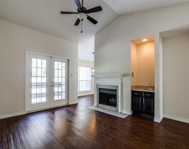 8550 Fair Oaks Crossing - Photo Thumbnail 1