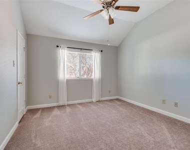 2608 Glenridge Drive - Photo Thumbnail 18