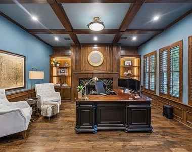 4954 Northshore Drive - Photo Thumbnail 7