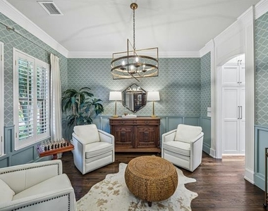 4954 Northshore Drive - Photo Thumbnail 5