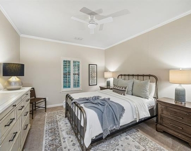 4954 Northshore Drive - Photo Thumbnail 30