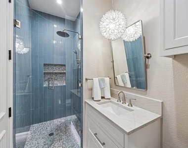 4954 Northshore Drive - Photo Thumbnail 23