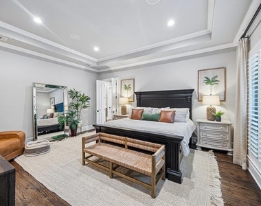 4954 Northshore Drive - Photo Thumbnail 16