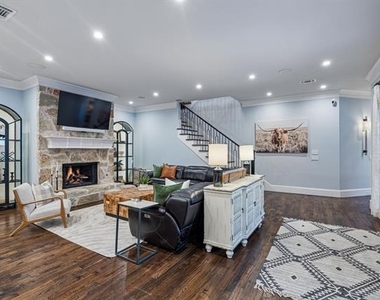4954 Northshore Drive - Photo Thumbnail 12