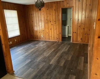1711 Langford Street - Photo Thumbnail 1