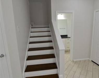 2385 Murphy Court - Photo Thumbnail 11