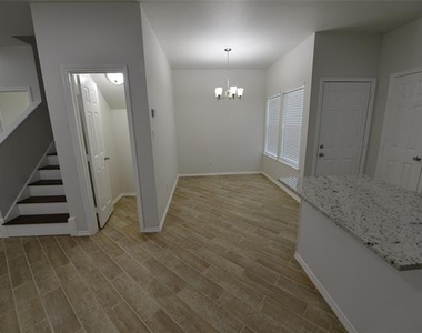 2393 Murphy Court - Photo Thumbnail 9