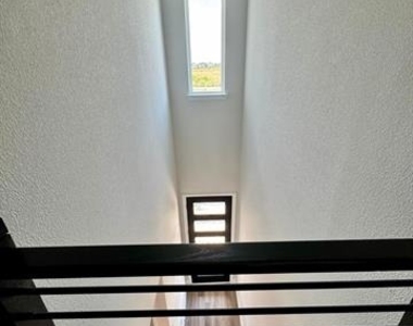 2930 Eleanor Drive - Photo Thumbnail 16