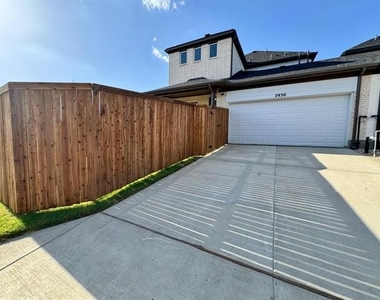 2930 Eleanor Drive - Photo Thumbnail 33