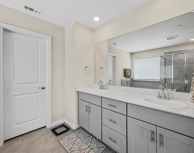 4001 Hackney Springs Lane - Photo Thumbnail 11