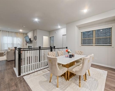 4525 Ward Street - Photo Thumbnail 8