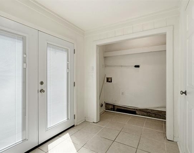7354 Walling Lane - Photo Thumbnail 17
