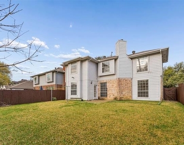 2124 Newport Drive - Photo Thumbnail 33